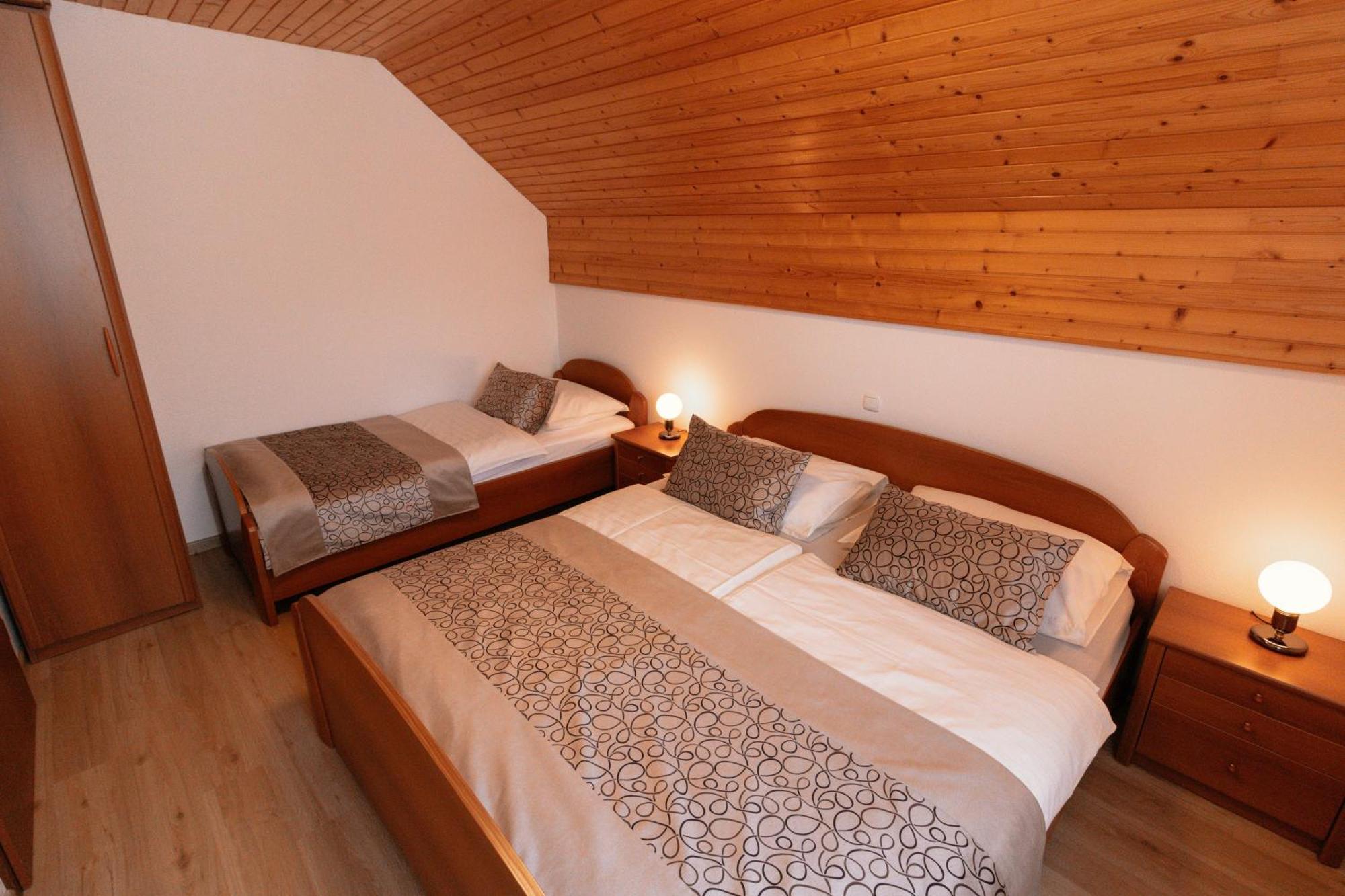 Apartments & Rooms Malej Bohinj Room photo
